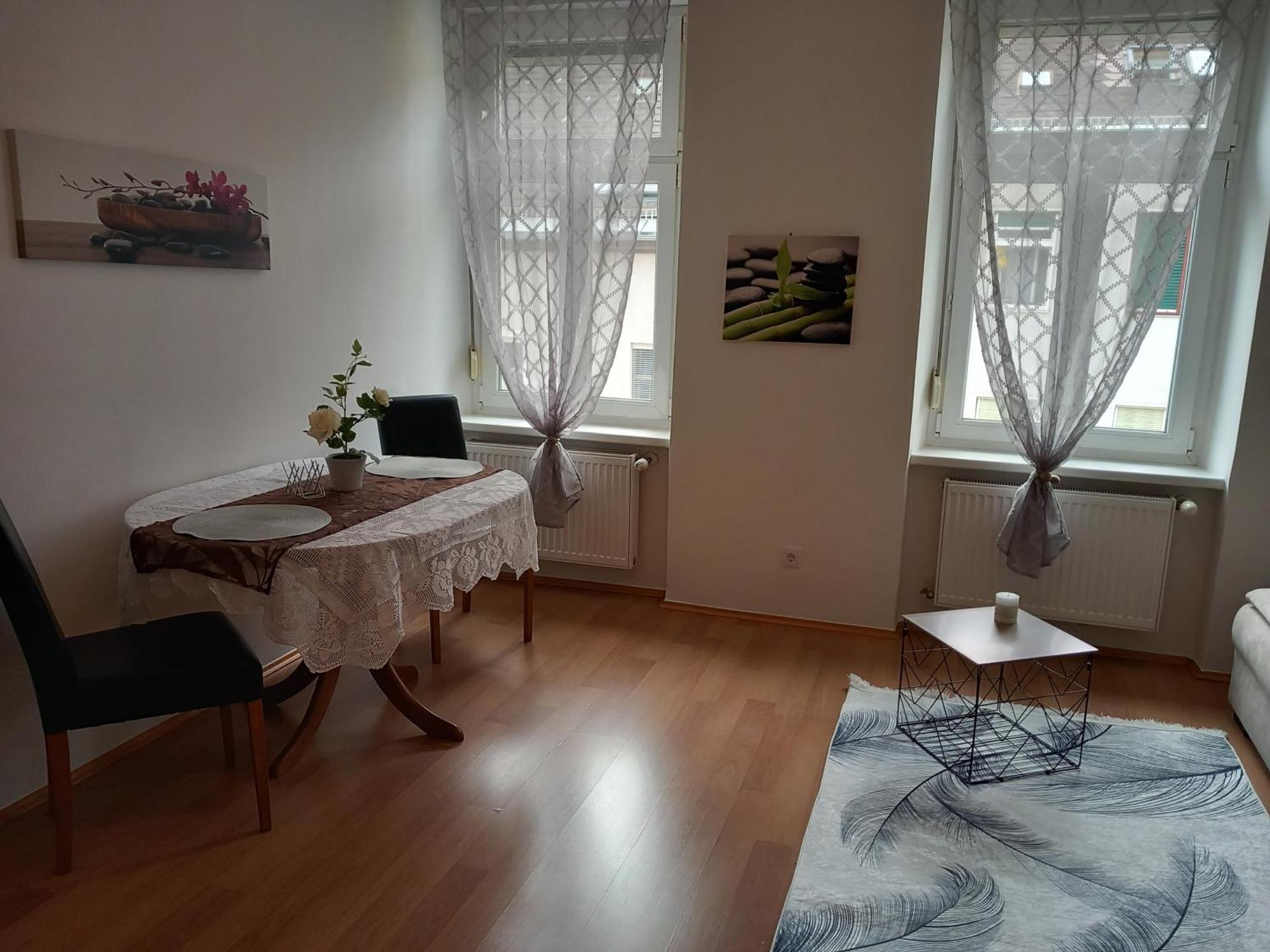 Apartmenthaus Gratzer グラーツ エクステリア 写真